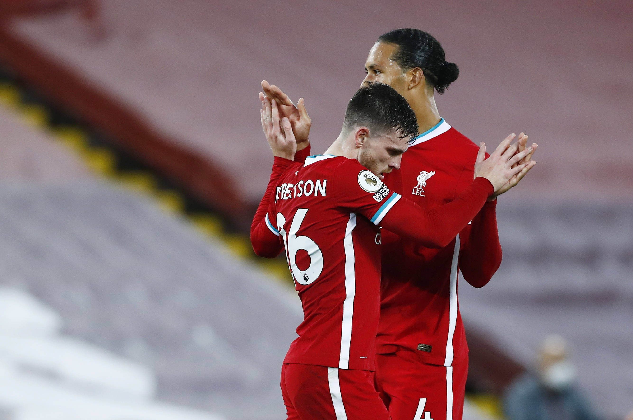 喊聲讓球場 喊聲讓球場